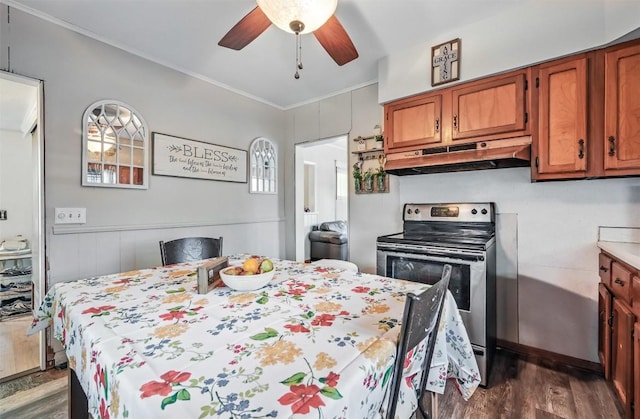 406 Spring St, Jamestown, PA 16134 - dining space with dark wood-style flooring, a ceiling fan, and crown molding