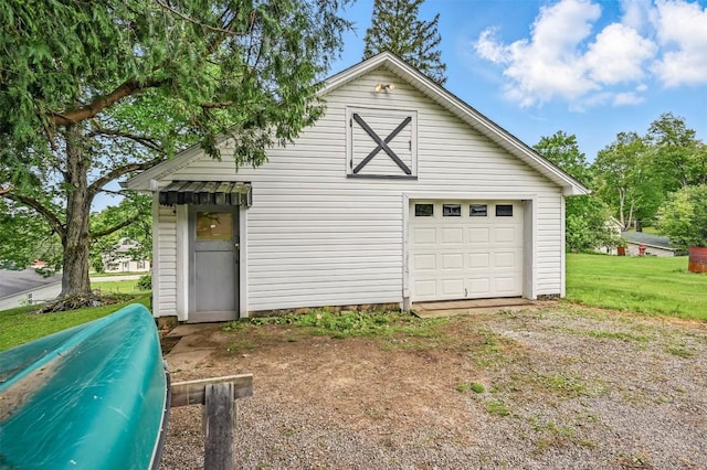 406 Spring St, Jamestown, PA 16134 - detached garage with driveway