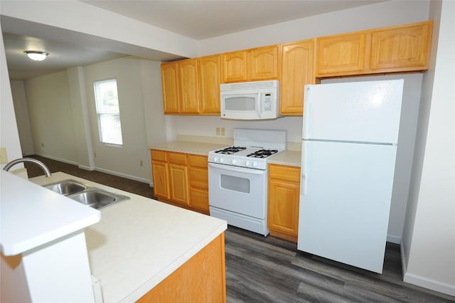 4140 Wood Hills Dr Unit C44, Erie, PA 16510 - kitchen with white appliances, a sink, light countertops, and dark wood finished floors