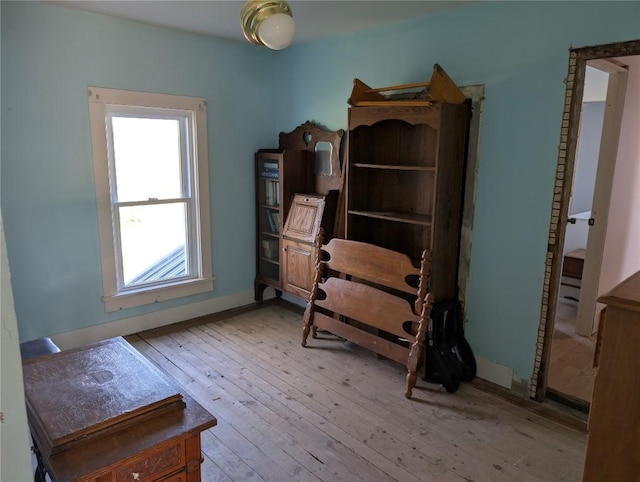 15916 Airport Rd, Linesville, PA 16424 - sitting room with light wood-style flooring