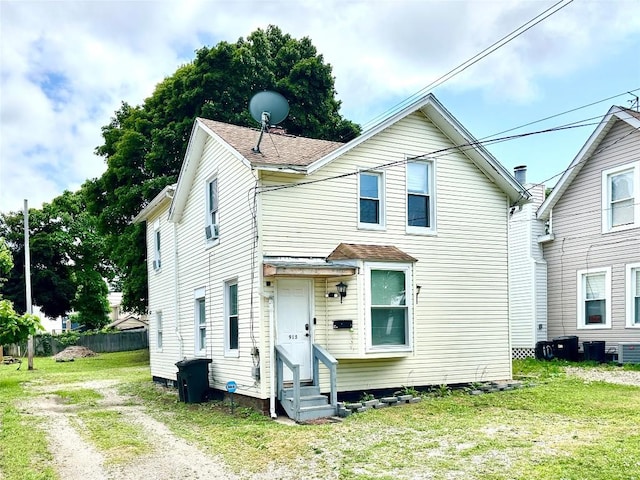 915 W 2nd St, Erie, PA 16507 - photo 1