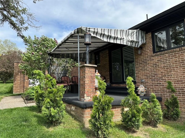 6170 Mistletoe Ave, Fairview, PA 16415 - entrance to property featuring brick siding