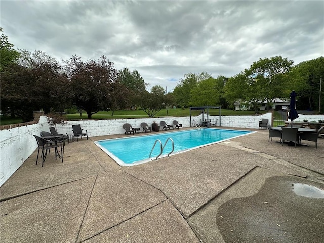 6170 Mistletoe Ave, Fairview, PA 16415 - view of pool featuring a patio area