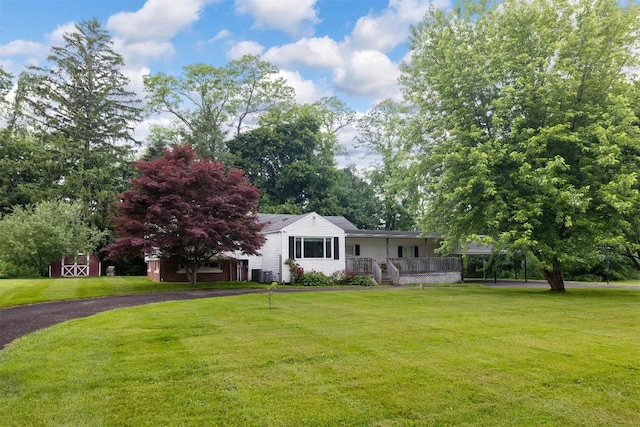 454 Orchard Beach Rd, North East, PA 16428 - view of front of home with a front lawn