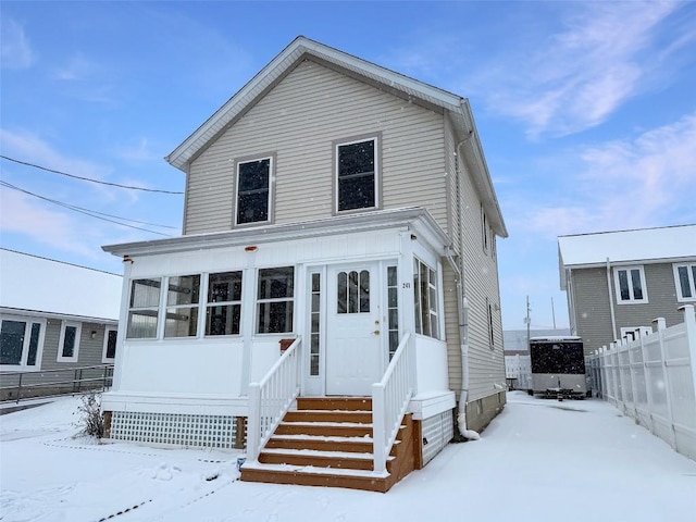 view of front of property