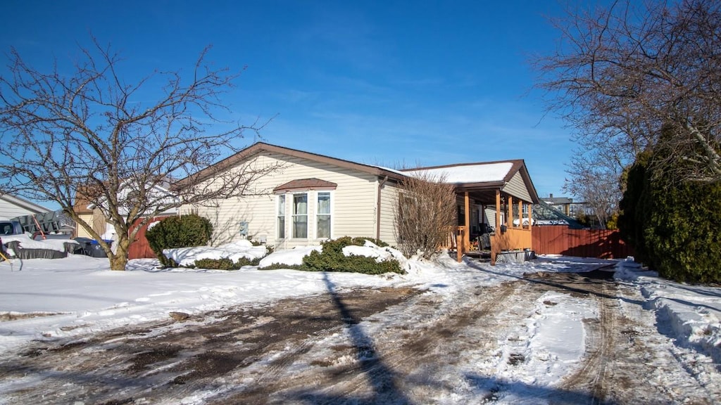 view of front of home