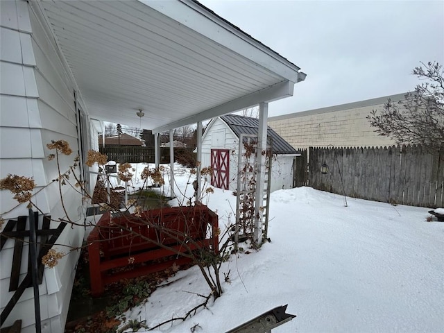 exterior space featuring a shed