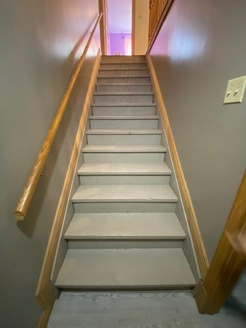 2156 Depot St, Waterford, PA 16441 - view of staircase