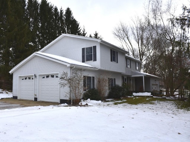 view of front of property featuring a garage