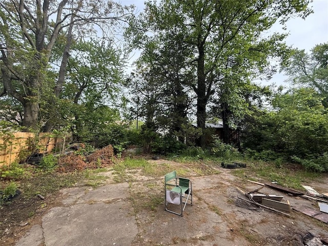 1146 W 5th St, Erie, PA 16502 - view of yard with a patio area