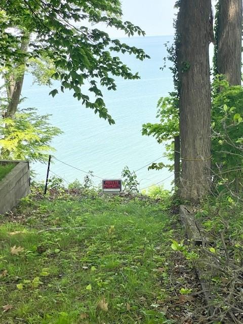 10634 N Edgewood Dr, Lake City Borough, PA 16423 - water view