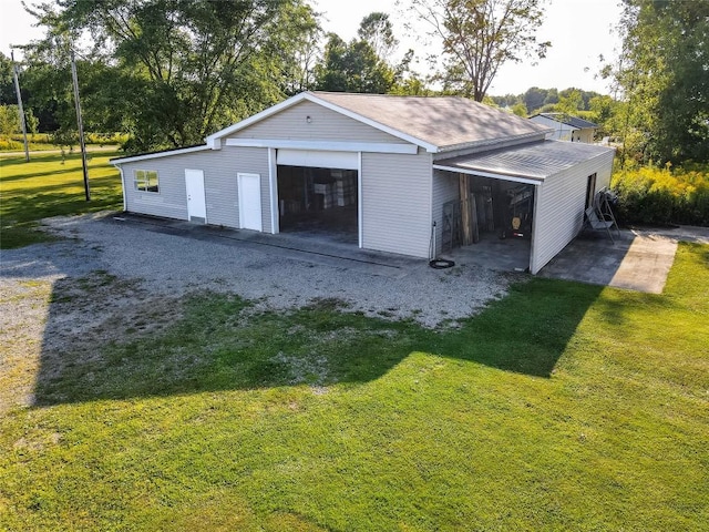 exterior space featuring a lawn