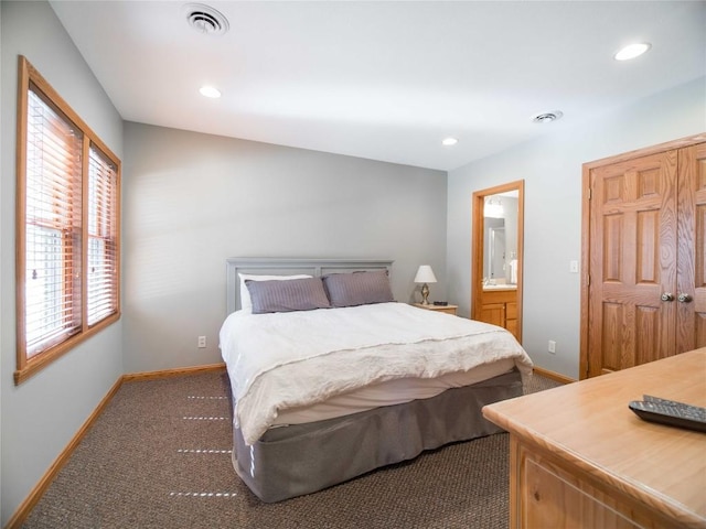 bedroom featuring carpet, baseboards, visible vents, and recessed lighting