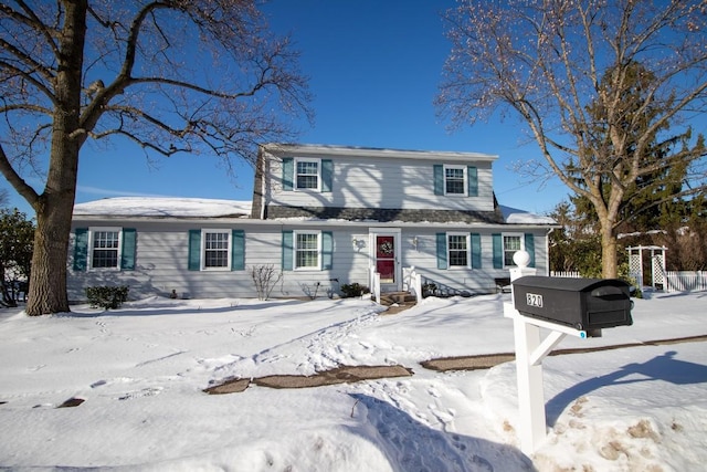 view of front of property