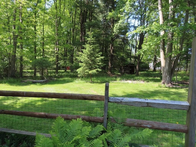 1900 Navaho Rd, Jamestown, PA 16134 - view of yard
