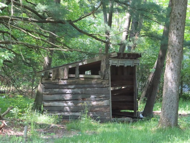1900 Navaho Rd, Jamestown, PA 16134 - view of outdoor structure with a wooded view