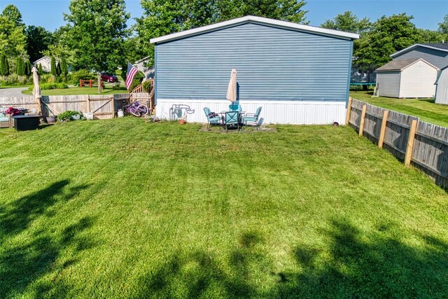 134 Primrose Ln, Edinboro, PA 16412 - back of property with a fenced backyard