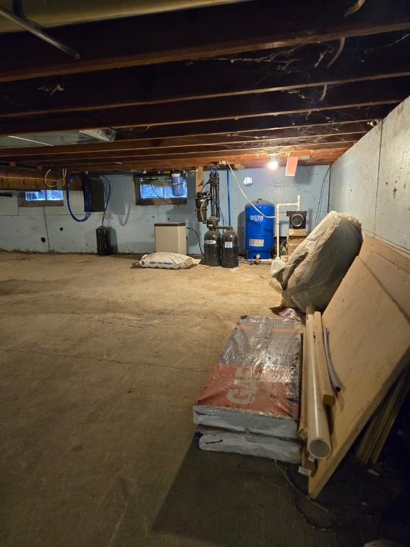 view of unfinished below grade area