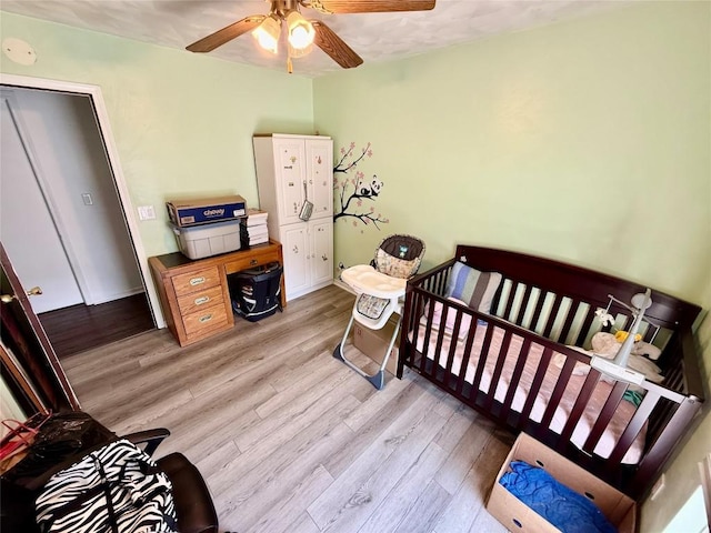 2735 W 35th St, Erie, PA 16506 - bedroom featuring wood finished floors and ceiling fan