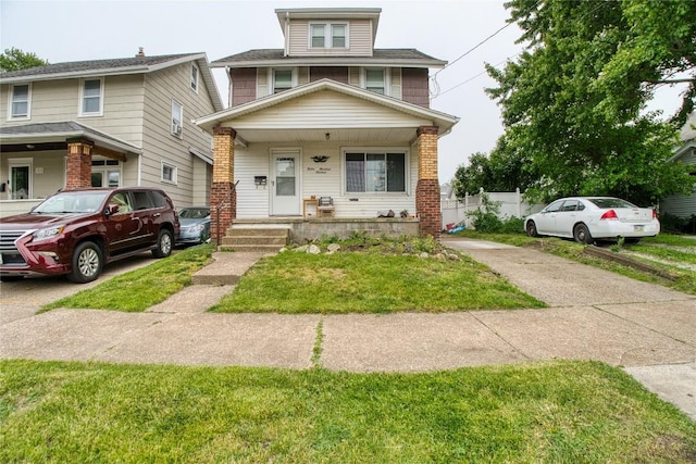 1219 W 32nd St, Erie, PA 16508 - traditional style home featuring covered porch