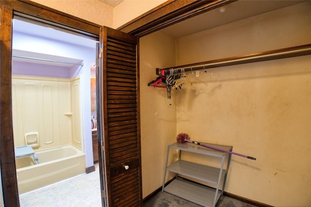 1219 W 32nd St, Erie, PA 16508 - view of closet