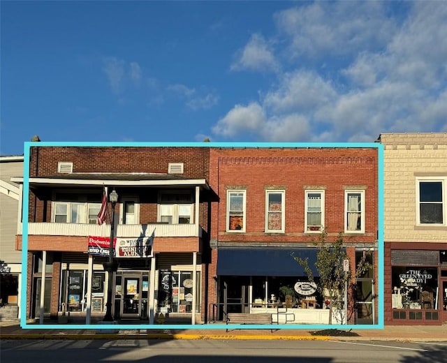 view of building exterior