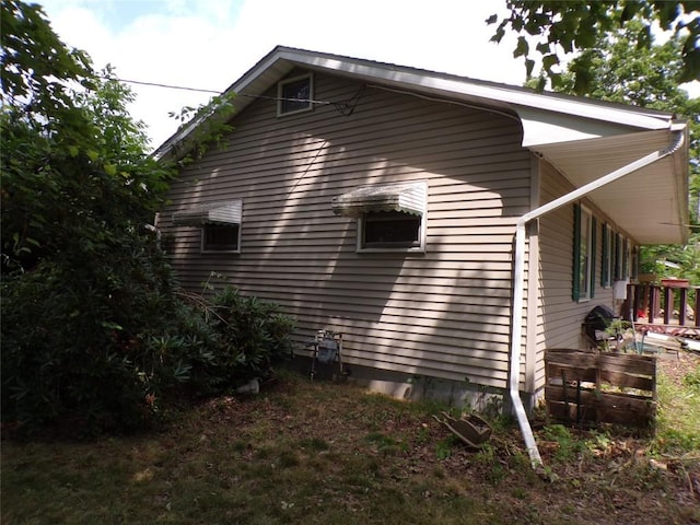 11898 Neiger Rd, Girard, PA 16417 - view of side of home