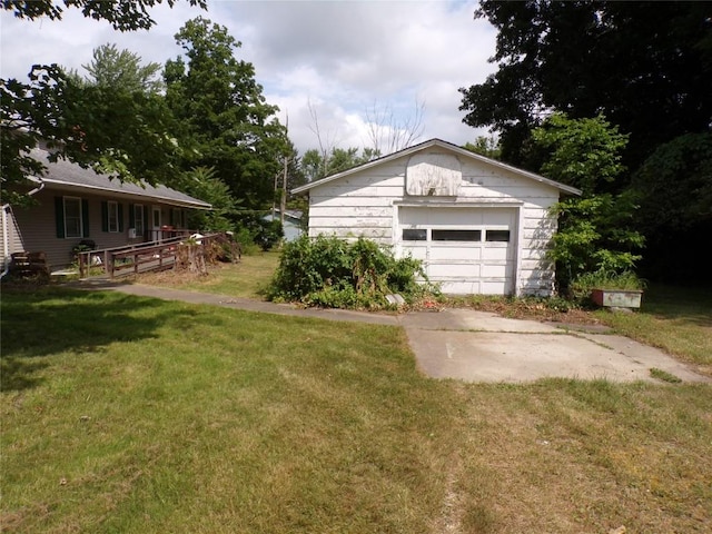 11898 Neiger Rd, Girard, PA 16417 - view of detached garage
