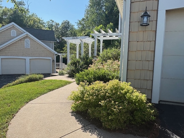5016 N Oakridge Cir, Erie, PA 16509 - photo 1