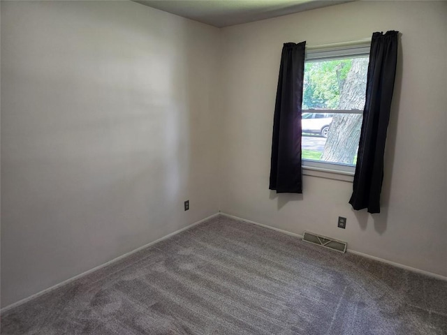 2715 E 30th St, Erie, PA 16510 - photo 14