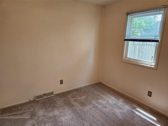 2715 E 30th St, Erie, PA 16510 - photo 13