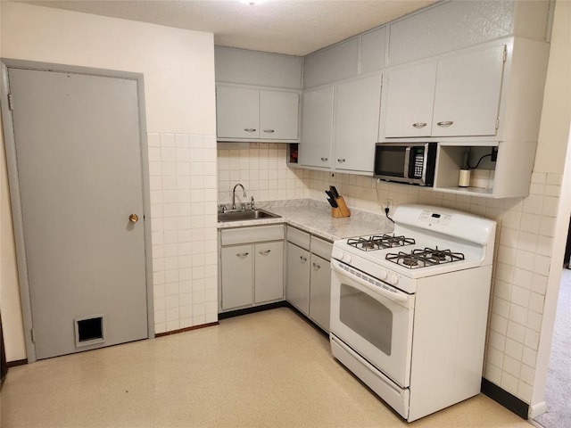 2715 E 30th St, Erie, PA 16510 - photo 5