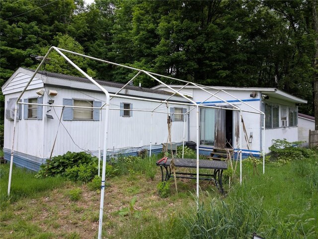 12838 Reed Ave, Conneaut Lake, PA 16316 - view of rear view of house