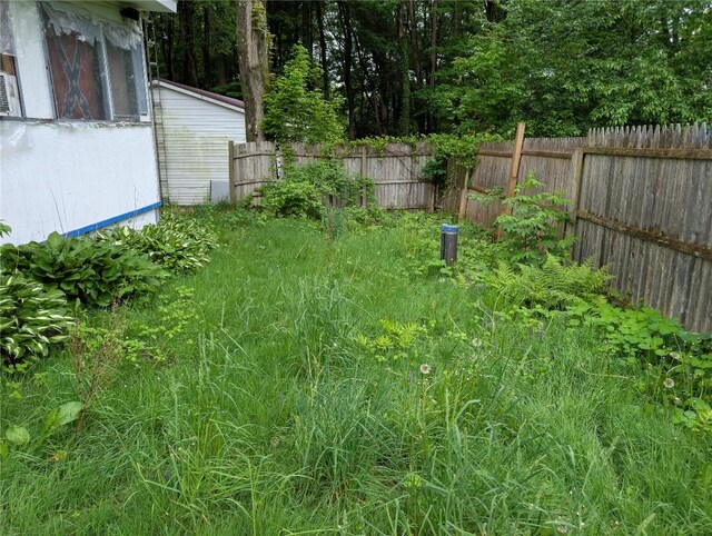 12838 Reed Ave, Conneaut Lake, PA 16316 - view of yard