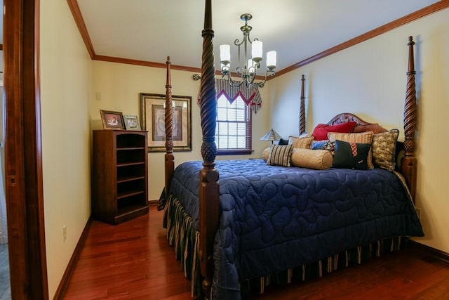 bedroom featuring dark wood-type flooring, a notable chandelier, and crown molding