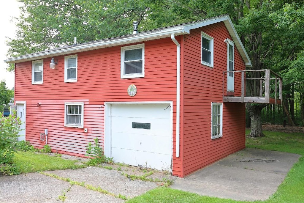202 Arbuckle Rd, Erie, PA 16509 - photo 4