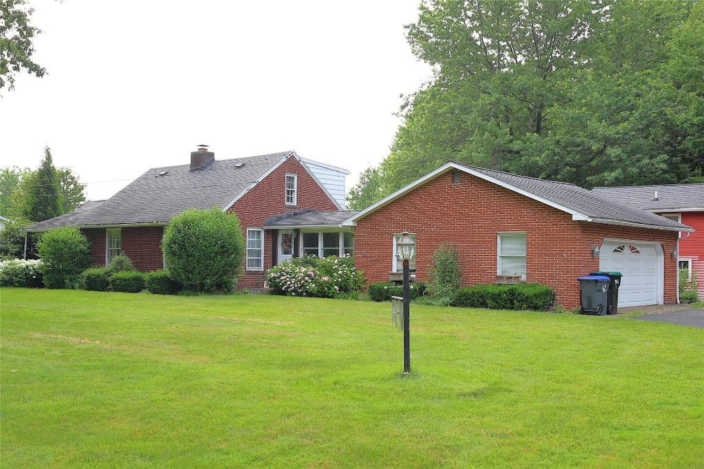 202 Arbuckle Rd, Erie, PA 16509 - photo 2
