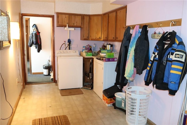 laundry room featuring washing machine and dryer