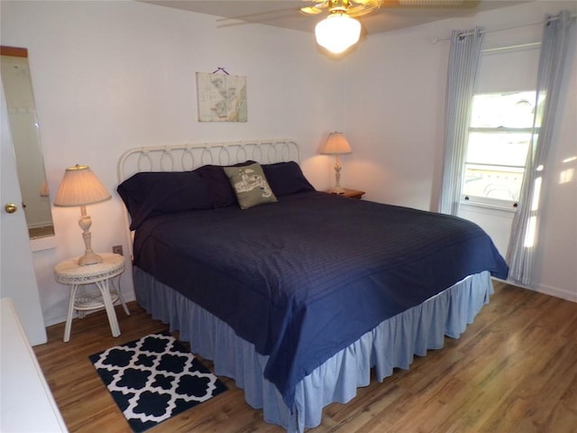 179 Elk Creek Rd, Lake City Boro, PA 16423 - bedroom with wood finished floors and ceiling fan