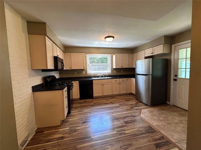 3010 Oakwood St, Erie, PA 16508 - photo 6