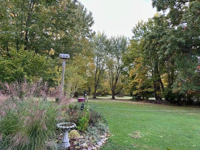 1233 Gunton Dr, Fairview, PA 16415 - view of green lawn