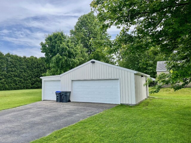 1003 Filmore Ave, Erie, PA 16505 - view of detached garage