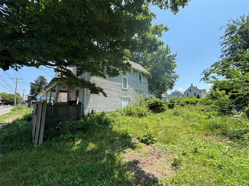943 W 17th St, Erie, PA 16502 - photo 3