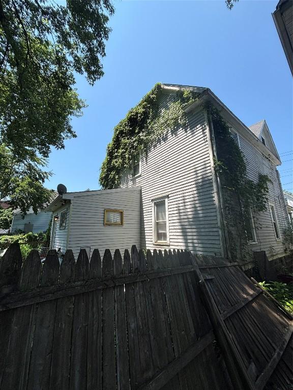 943 W 17th St, Erie, PA 16502 - photo 4