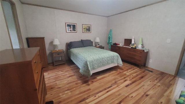 1644 Pinegrove Way, Erie, PA 16509 - bedroom with light wood finished floors