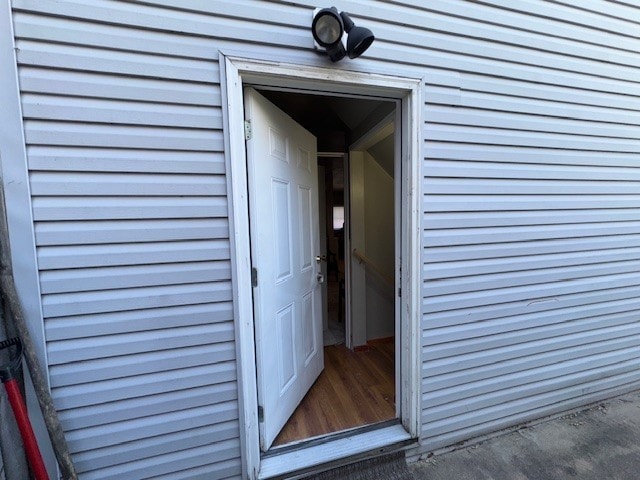 747 E 25th St, Erie, PA 16503 - view of entrance to property