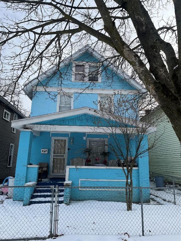 view of front of property with covered porch