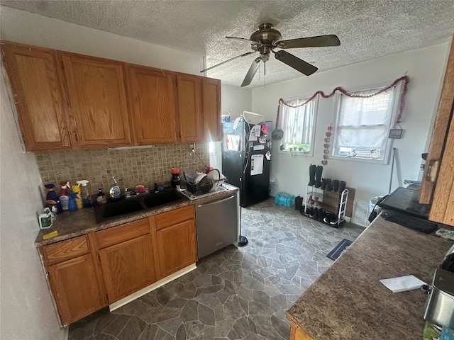 261 E 28th St, Erie, PA 16504 - photo 13