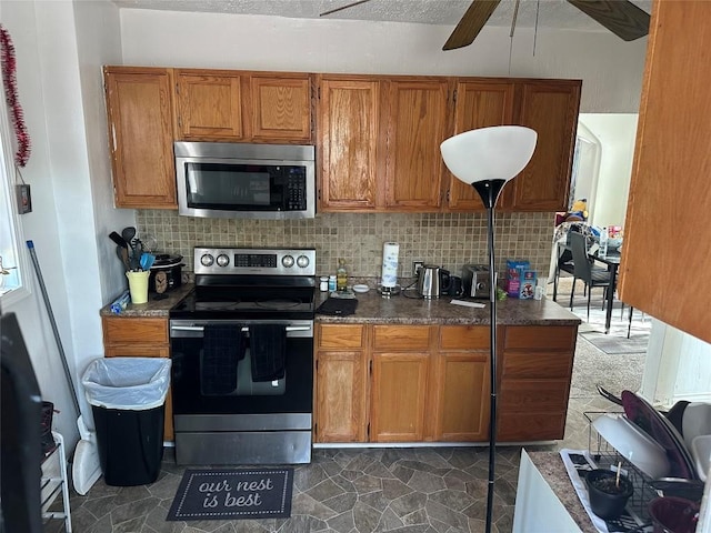 261 E 28th St, Erie, PA 16504 - photo 12