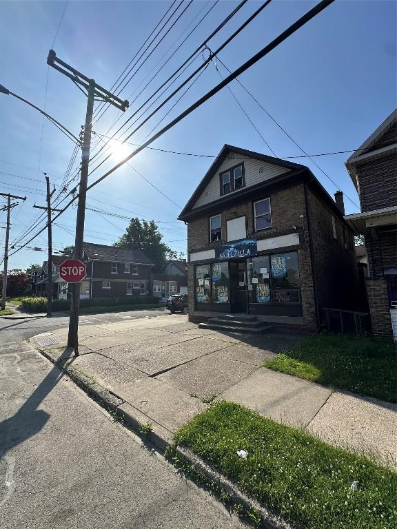 261 E 28th St, Erie, PA 16504 - photo 23